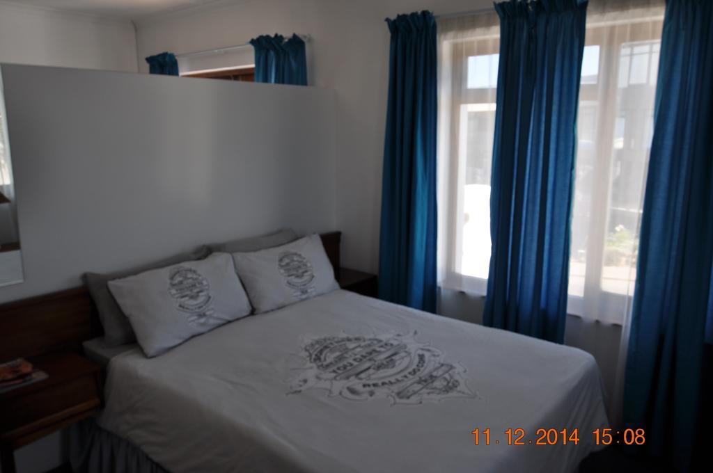 Backpacker Apartments Plettenberg Bay Pokoj fotografie