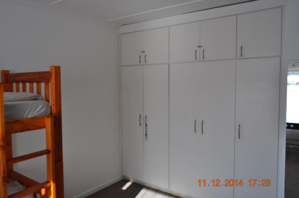 Backpacker Apartments Plettenberg Bay Pokoj fotografie