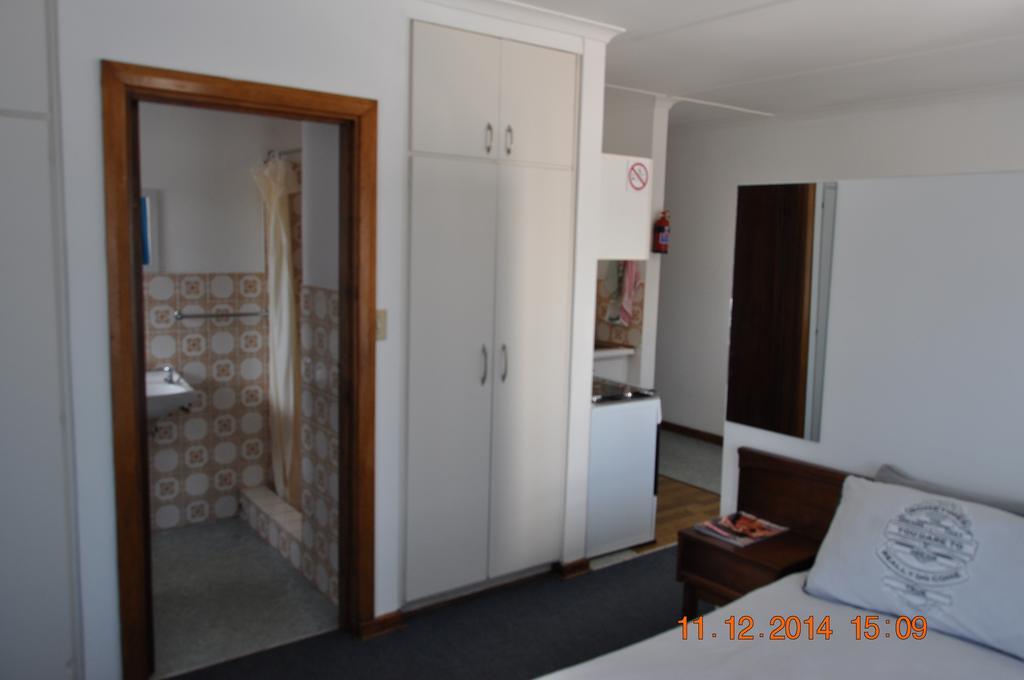 Backpacker Apartments Plettenberg Bay Pokoj fotografie