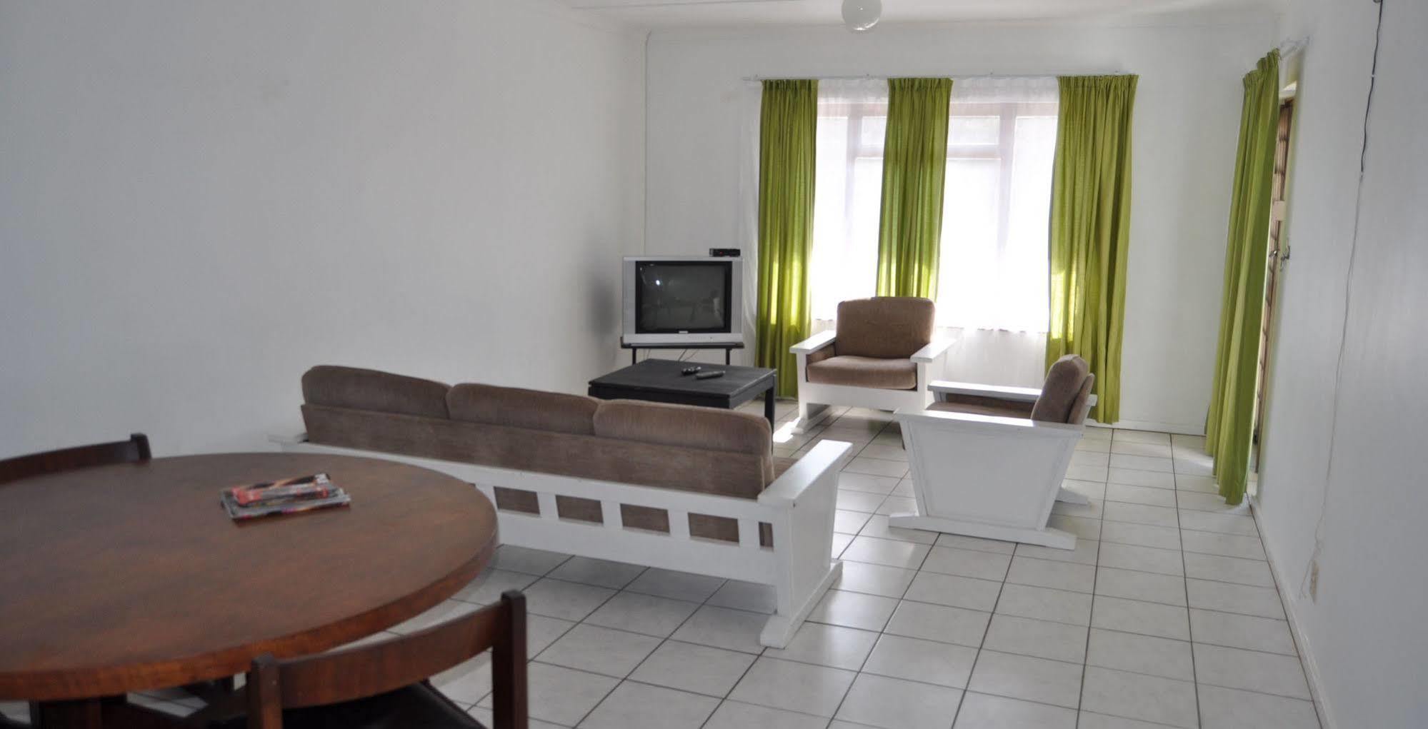 Backpacker Apartments Plettenberg Bay Exteriér fotografie